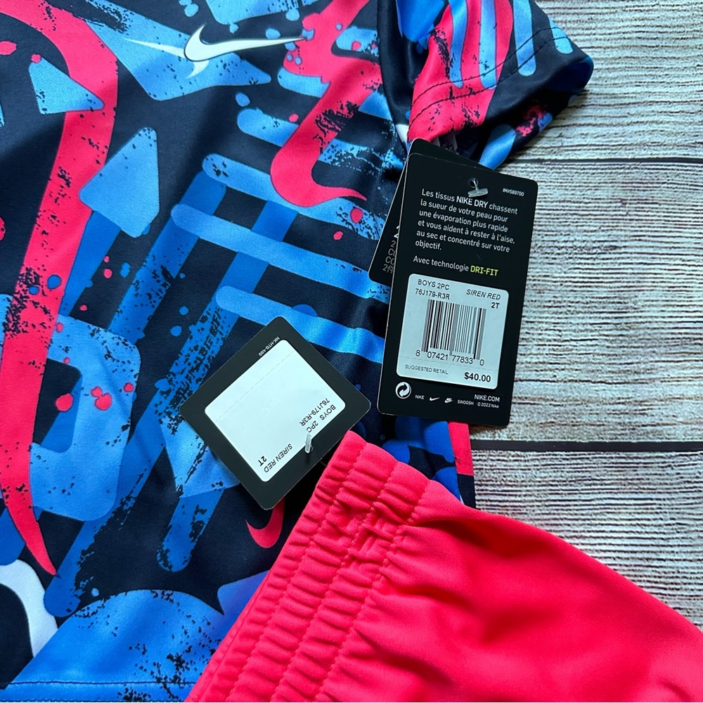 Nike Dri-Fit 2 Piece T-Shirt & Shot Set NEW - Picture 6 of 6